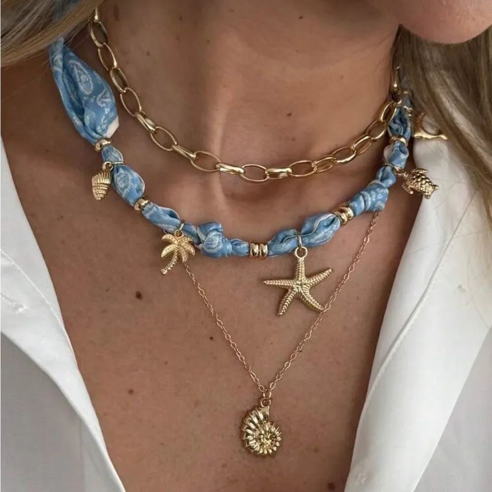 Starfish Necklace #2074